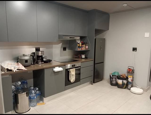 1 BEDROOM APARTMENT FOR SALE IN UMHLANGA RIDGE